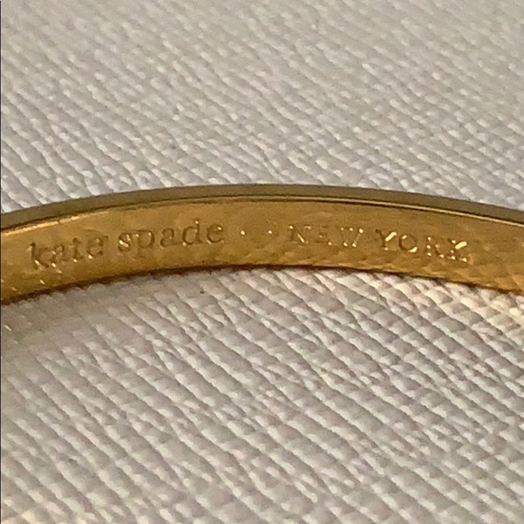 Bangle - Picture 2 of 2